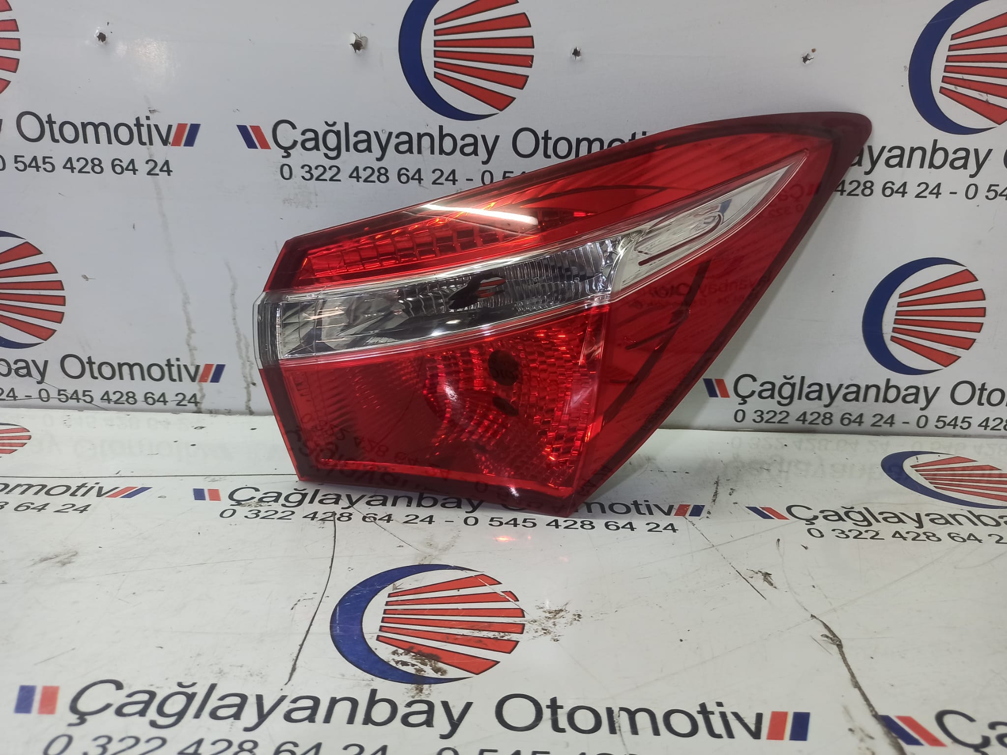 2013 Toyota Corolla sağ dış stop lambası